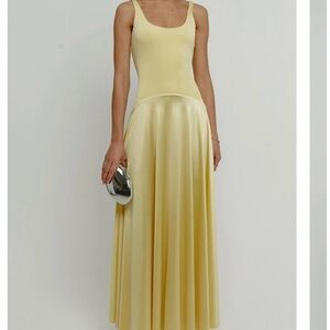 Elegant Yellow Maxi Dress